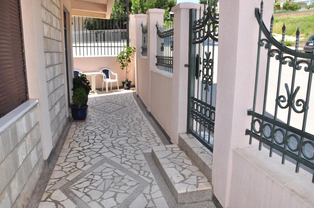 Comfort Apartments بار المظهر الخارجي الصورة
